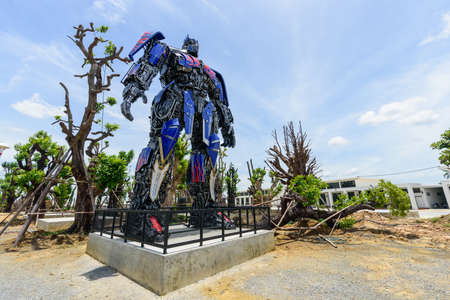 NakhonPathom , Thailand -  6  August, 2020 : OPTIMUS PRIME model  Model concept in Caltex petrol station in NakhonPathom KM.14のeditorial素材