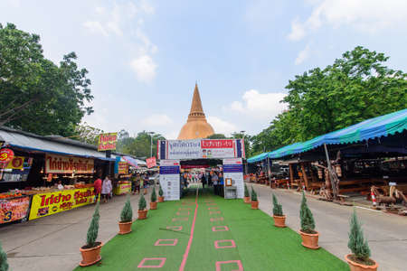 Nakhonpathom, Thailand - 31 October, 2020: A lot people in Praying Homang to Phrapathom Chedi eventのeditorial素材