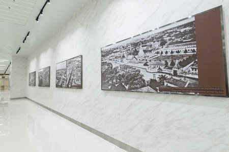 Bangkok,Thailand - Feb 5 , 2023 : The photo gallery of Bangkok history showing at the wall of underground tunnel 

between walking way to Wat Phra Kaewのeditorial素材