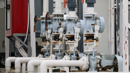 Chiller water pump with pressure gauge