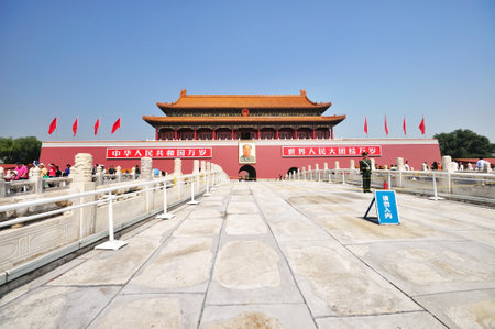 BEIJING CHINA  SEPTEMBER 22: Tiananmen Gate the main entrance to Forbidden City on September 22 2009 in Beijing China.のeditorial素材