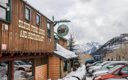 BRIGHTON, UTAH, USA - FEBRUARY 10, 2015: Lodge and restaurant at Ski Resort in Utah. Usaのeditorial素材