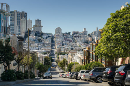 SAN FRANCISCO, CALIFORNIA - MARCH 1, 2015: Descending street in San Franciscoのeditorial素材