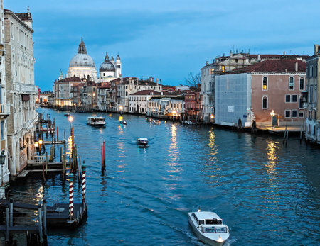 Iconic dusk view on Canal Grande and Basilica di Santa Maria della Salute, Italyの写真素材