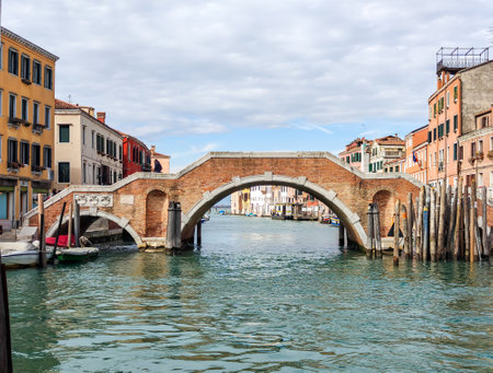 The Ponte dei Tre Archi or Three Arches' Bridge on the Cannaregio Canal. Venice, Italyの写真素材