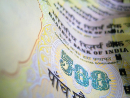 500 NOTES OF INDIAN MONEY SHOT FROM MIDDLEの写真素材