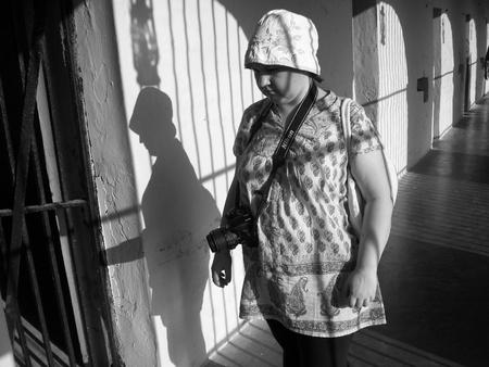 TOURIST AT CELLULAR JAIL. SHOT AT AFTERNOON HOURS ON MARCH 16, 2013 IN PORT BLAIR, ANDAMAN, INDIA.のeditorial素材