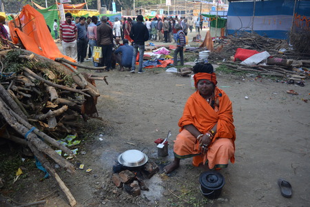 Kolkata, India. 08th January 2018. Naga Sadhus, devotees and rituals at Ganga Sagar Shivir, Outram Ghat transit camp for Ganga Sagar Mela 2018.のeditorial素材