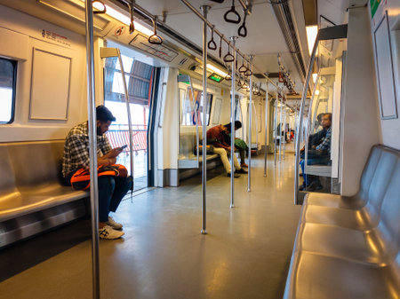 November 2nd 2019 New Delhi India. Almost empty Inside of a Delhi Metro Rail. DMRCのeditorial素材