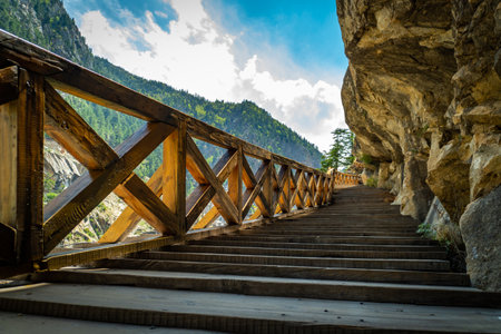 136m-long wooden bridge in Uttarkashi, once a vital Indo-Tibetan trade route, now a scenic tourist attraction.の写真素材