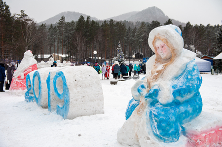 BYURIZOVAYA KATUN. ALTAISKIY KRAI. WESTERN SIBERIA. RUSSIA - DECEMBER 1, 2018: Folk winter holiday called the Altaiskaya Zimovka holiday - the first day of winter on December 1, 2018 in Altayskiy krai, Siberia, Russia.のeditorial素材