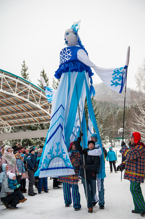 BYURIZOVAYA KATUN. ALTAISKIY KRAI. WESTERN SIBERIA. RUSSIA - DECEMBER 1, 2018: Folk winter holiday called the Altaiskaya Zimovka holiday - the first day of winter on December 1, 2018 in Altayskiy krai, Siberia, Russia.のeditorial素材
