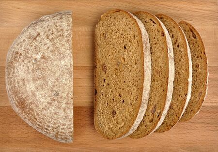 rye bread with raisins