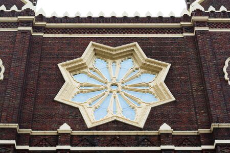 NEW ORLEAN - APRIL 4: Beautiful street view in downtown of New Orlean. New Orlean, Louisiana - April 4, 2014.のeditorial素材