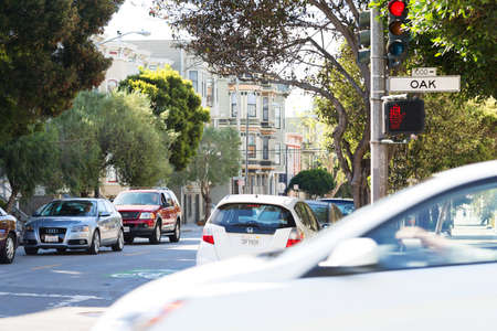 SAN FRANCISCO - MARCH 25: Beautiful street view in downtown of San Francisco. San Francisco, California - March 25, 2015.のeditorial素材