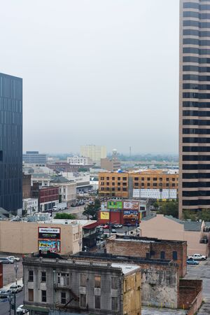 NEW ORLEAN - APRIL 4: Beautiful street view in downtown of New Orlean. New Orlean, Louisiana - April 4, 2014.のeditorial素材
