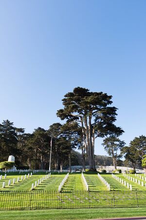 SAN FRANCISCO - MARCH 25: Beautiful street view in downtown of San Francisco. San Francisco, California - March 25, 2015.のeditorial素材