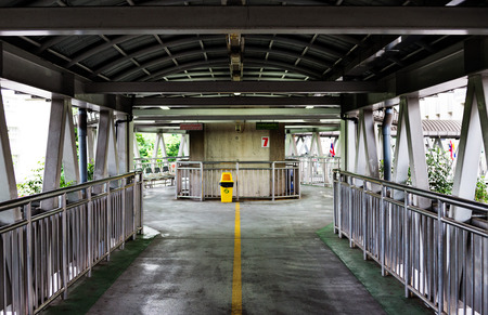 BANGKOK, THAILAND - AUGUST 14, 2016: Noisy and colorful life-filled streets of Bangkok.のeditorial素材