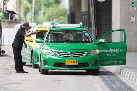 BANGKOK, THAILAND - AUGUST 16, 2016: Transport on noisy and colorful life-filled streets of Bangkok.のeditorial素材