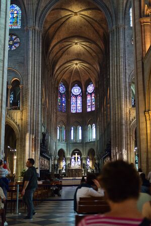PARIS, FRANCE - MAY 8, 2016: Beautiful streets of Paris crowded with the tourists.のeditorial素材