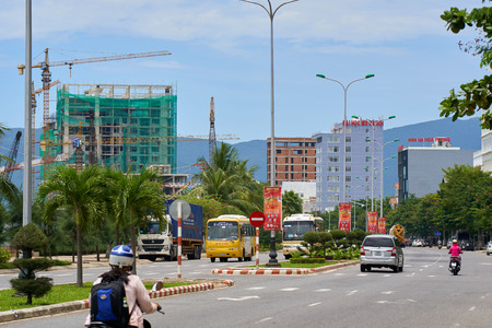 DA NANG, VIETNAM - AUGUST 1, 2017: Busy traffic on the streets of Da Nang city.のeditorial素材