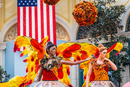 Display for Thanksgiving day decorations contain pumpkins and flowers in Las Vegas. Las Vegas, USA - September 28, 2018.のeditorial素材