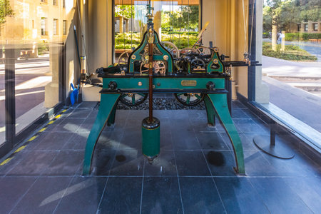 Campus buildings and hallways of the Stanford University, USA. Stanford, USA - September 11 2018.のeditorial素材