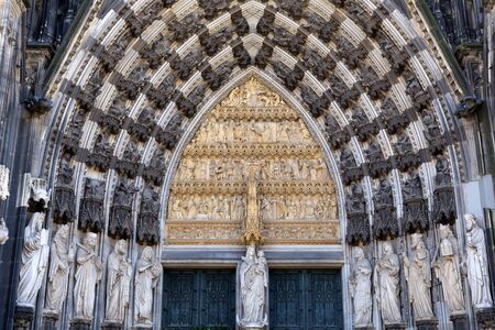 main entrance, fragent Cologne Cathedral, Germany, spring.のeditorial素材