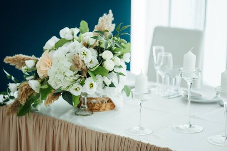 Luxurious wedding presidium in white with silver elements.の写真素材
