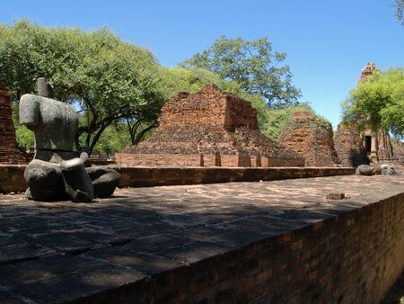 headless buddhaの写真素材