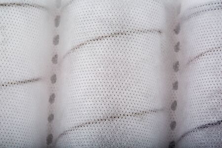 Independent mattress springs in spunbond