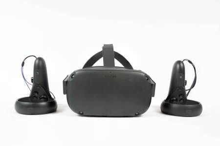CHESTER, UNITED KINGDOM - APRIL 11th 2020: Oculus Quest VR Headset and controllersのeditorial素材