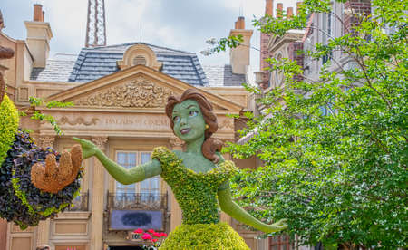 Belle character topairy displayed at Epcot at part of the Flower and Garden festivalのeditorial素材
