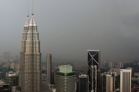 Kuala Lumpur, Malaysia - November 17. 2016: Dramatic scenery of the KualaLumpur city at sunset, from the KL-Tower Menara KL .のeditorial素材
