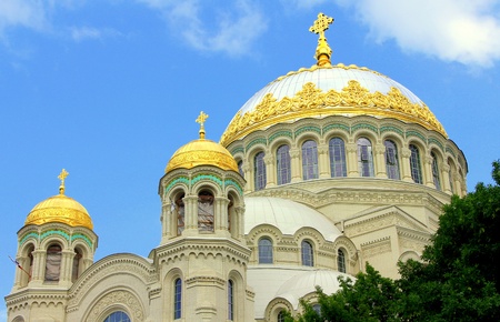 Gold cross on a naval Cathedral in Kronstadt,Saint-Petersburgの写真素材