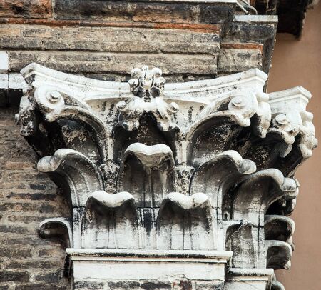 column venice