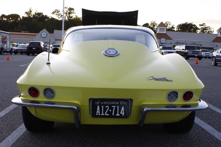 GLOUCESTER, VA, USA - OCTOBER 14:The Middle Peninsula Classic Cruisers Club weekly Car Show. Main Street Center. on October 14, 2011 in Gloucester, VA, USAのeditorial素材