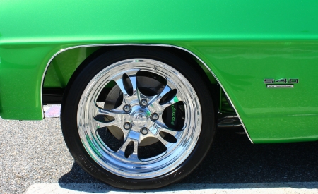 GLOUCESTER, VA- MAY 25:1967 Nova 540 wheel & fender in the (middle peninsula car club) relay for life car show at the Main St shopping center in Gloucester, Virginia on May 25, 2013のeditorial素材