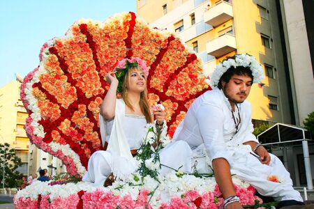 LIMASSOL,CYPRUS-MAY 10:Unidentified people  in Cyprus flowers festival, MAY 10, 2009 in Limassol,Cyprus.のeditorial素材