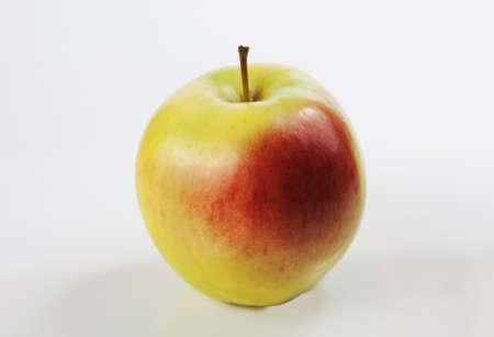 Ripe Apple isolated on white backgroundの写真素材