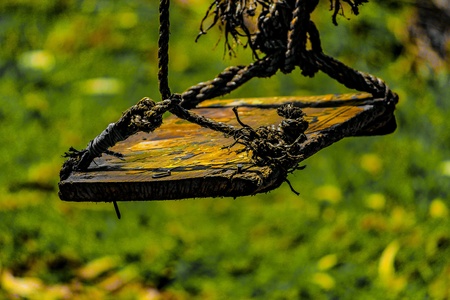 A wooden homemade swingの素材