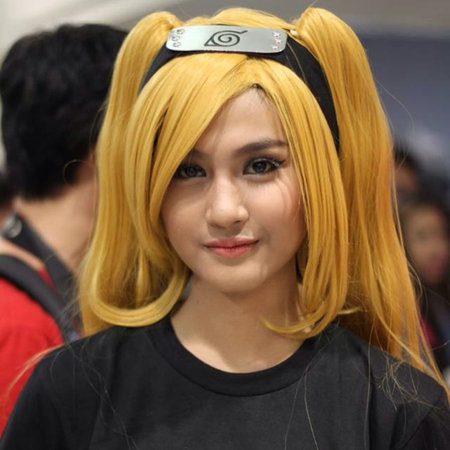Cute girl naruto cosplay
