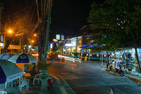 Bali, Indonesia 4 OCT 2018. Nightlife street in Baliのeditorial素材