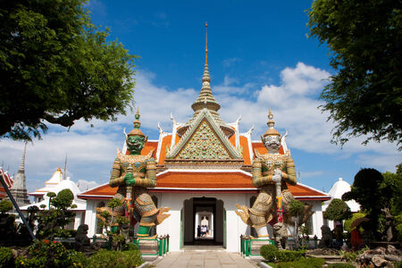 Front of Arun temple of Bangkok in Thailandの写真素材