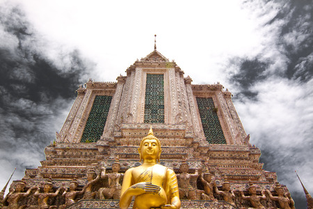 Wide view in temple of dawn at Thailandの写真素材