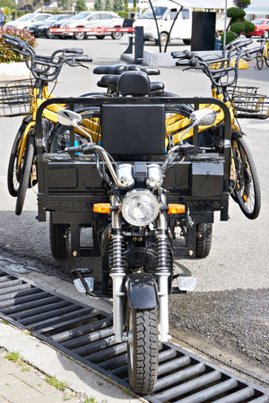 Motorcycle carts with rental bicycles