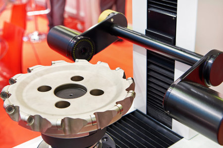 Economical milling cutters with a large depth of cut