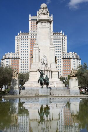 Spain, Madrid, Plaza de Espanaの写真素材