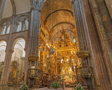 botafumeiro and altar  2のeditorial素材