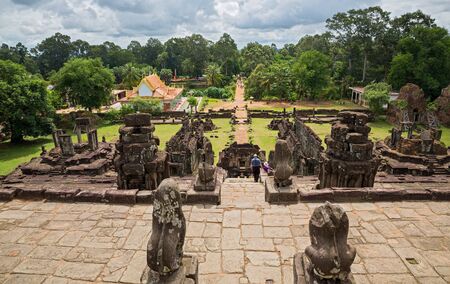 Bakong wat and jungleの写真素材